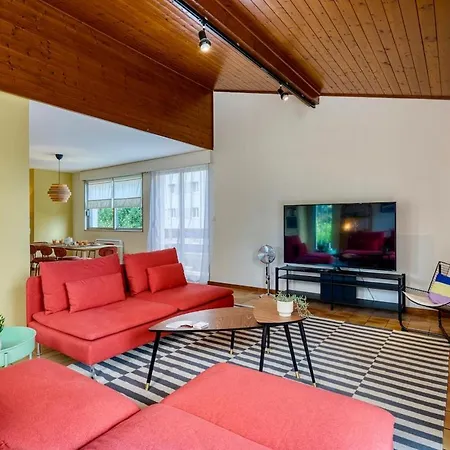 Alta House - And Family-friendly