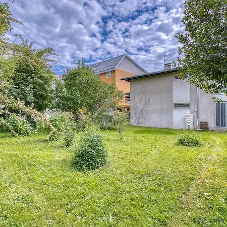 Alta House - And Family-friendly